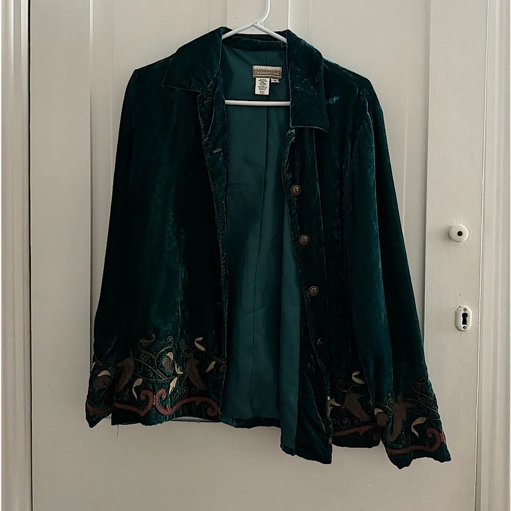 Jacket - Picture 1 of 4